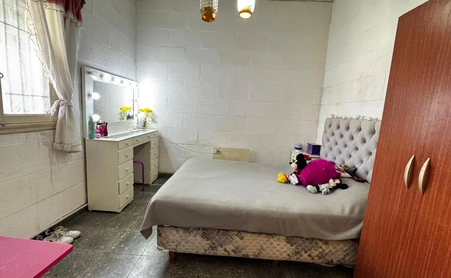 VENTA o permuta CASA Ciudadela 4 ambientes lote grande 8