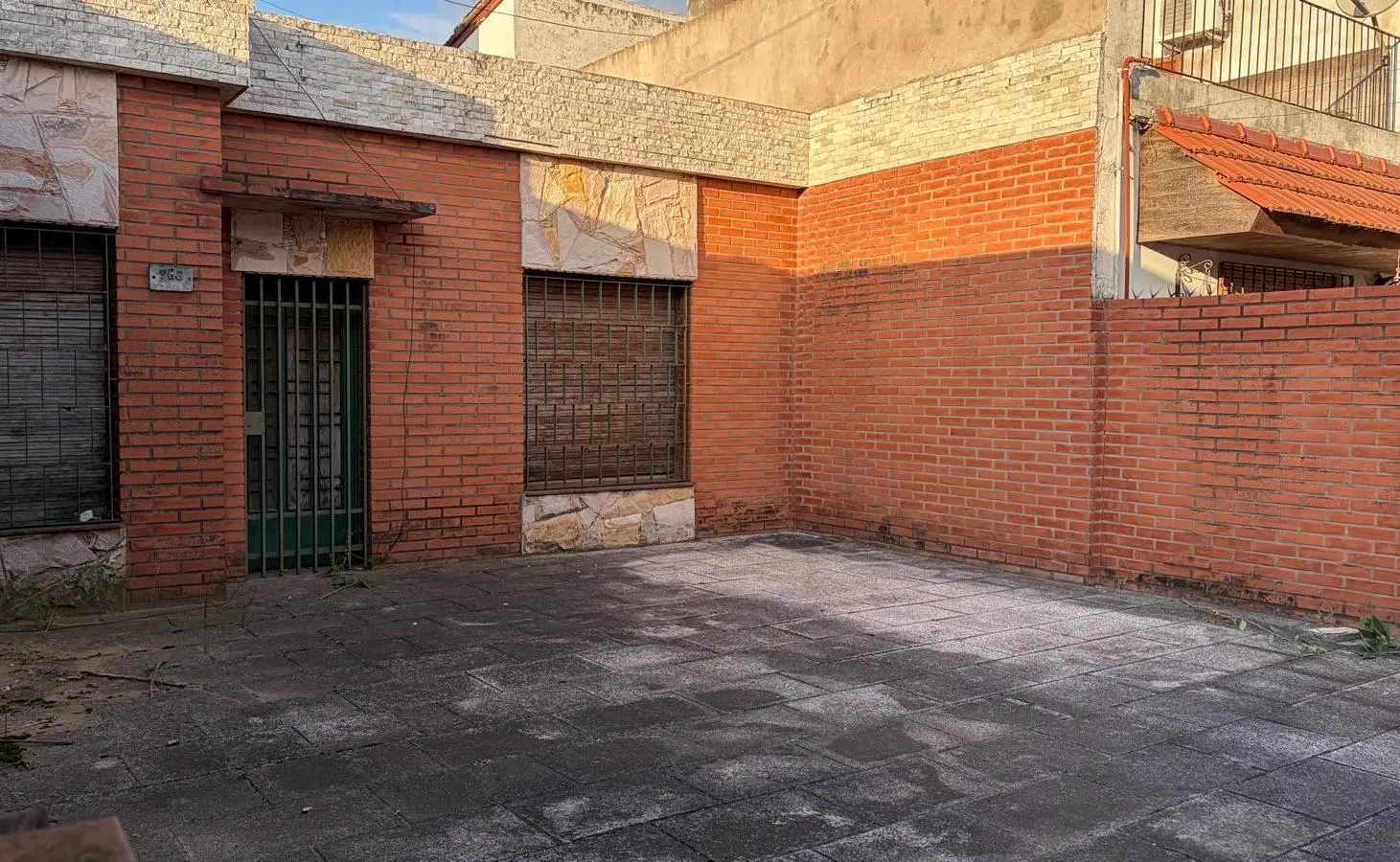 CASA OPORTUNIDAD MORÓN 4