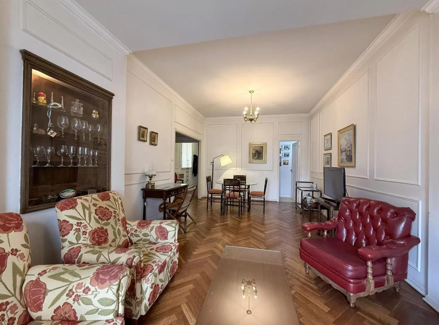 En  venta departamento en recoleta en venta 3 ambientes con dependencia y balcón. 5