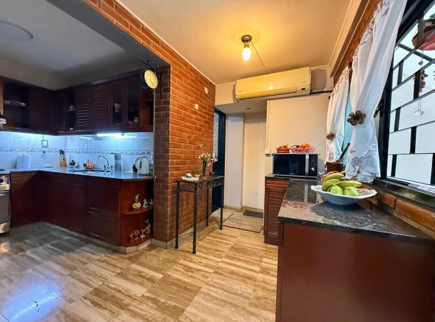 VENTA - Casa con local y terraza – Villa del Parque - Santa Rita 5