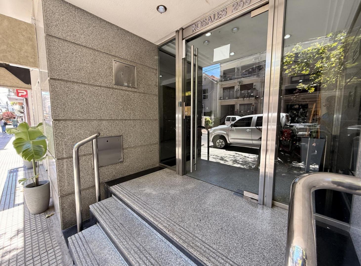 venta Depto 3 amb al frente centro Ramos Mejia
