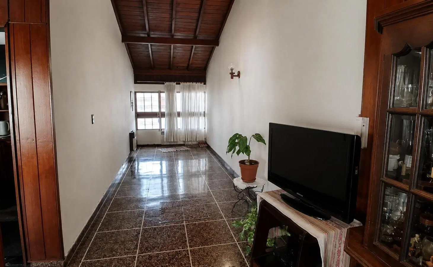 Venta | Casa 5 ambientes | Banfield 2