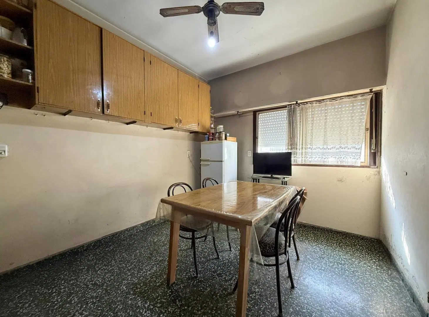 EN VENTA DUPLEX 3 AMBIENTES Y MEDIO CON COCHERA. 5
