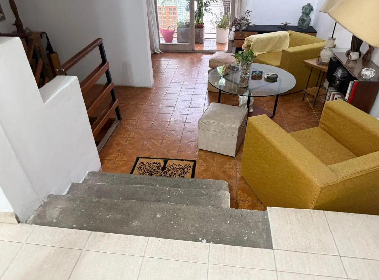 VENTA CASA 6 AMBIENTES EN PARQUE CHAS 5