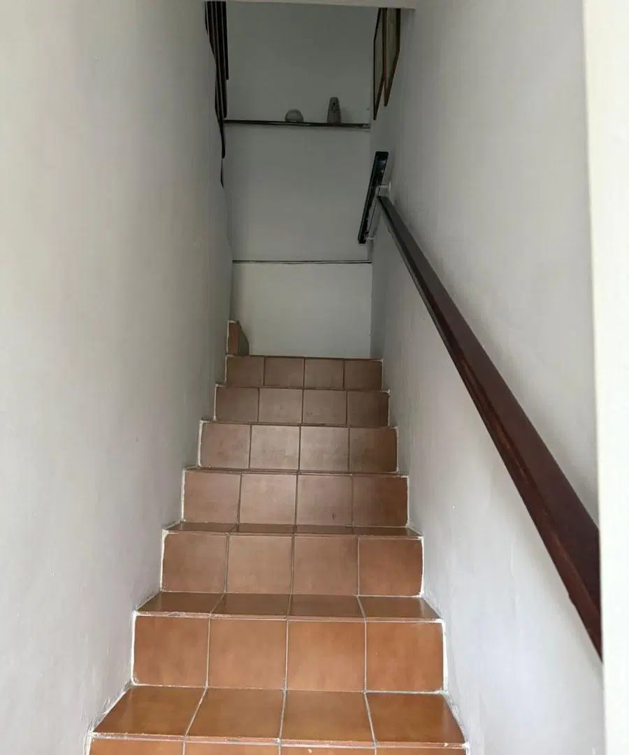 VENTA CASA 6 AMBIENTES EN PARQUE CHAS 4