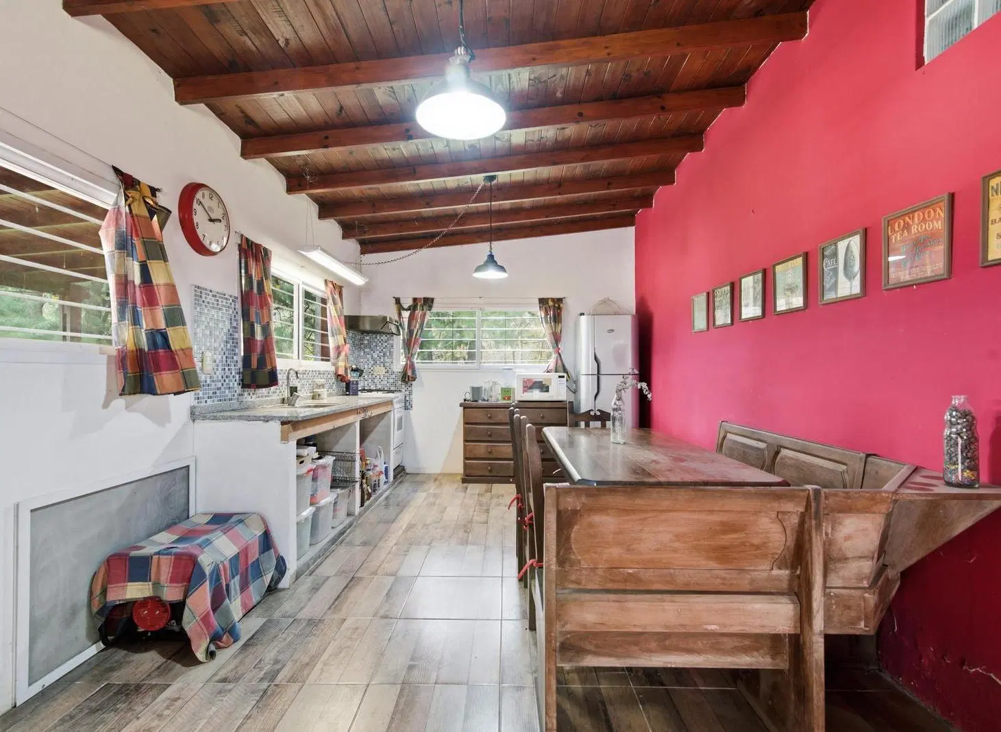 VENTA – CASA EN CAÑUELAS SOBRE GRAN LOTE DE 4.470 m² 4