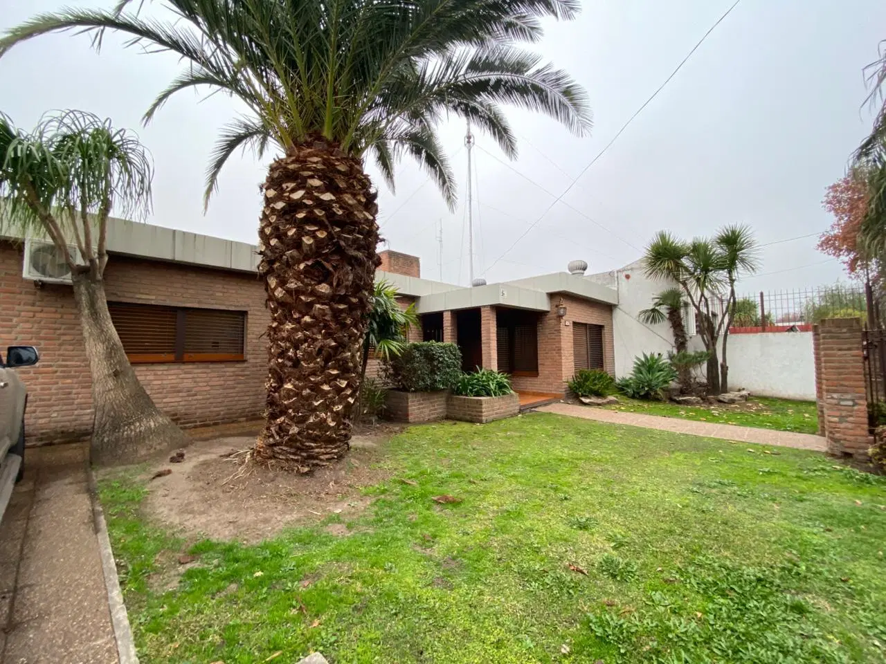 Casa en San Antonio De Padua, apto crédito, casa con jardín, pileta, parque, patio, cocheras 4