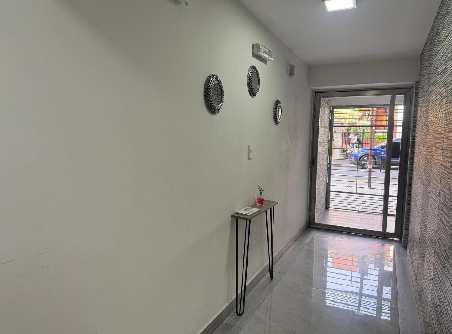 Foto de MATADEROS BARRIO NAON 3 AMB TOILETE, TERRAZA PROPIA APTO CREDITO A, imagen 3