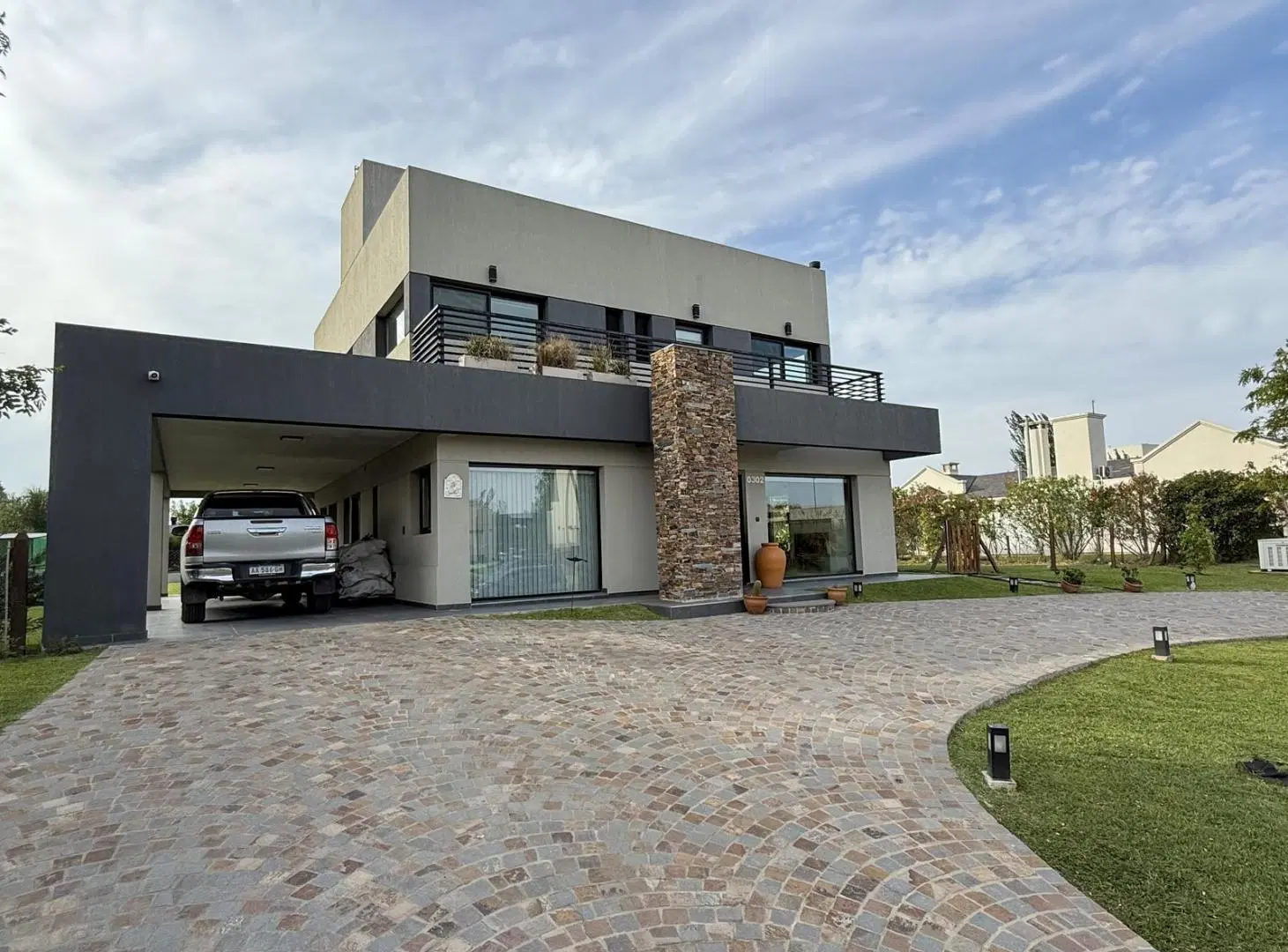 CASA SANTA RITA 5 AMB GALERIA PARRILLA ACERO PERMUTA CALDERA GRUPO ELECTROGENO DOMOTICA EXTERIOR 2