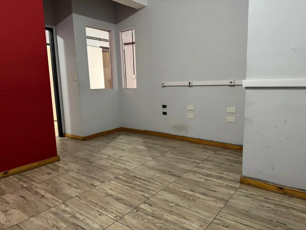 LOCAL EN ALQUILER PLANTA ALTA 123m2 3