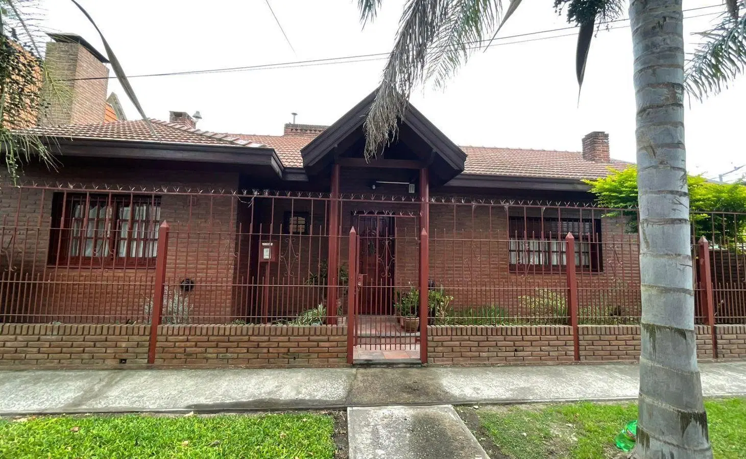 Venta Casa 3 ambientes con Cochera y 2 Patios 5