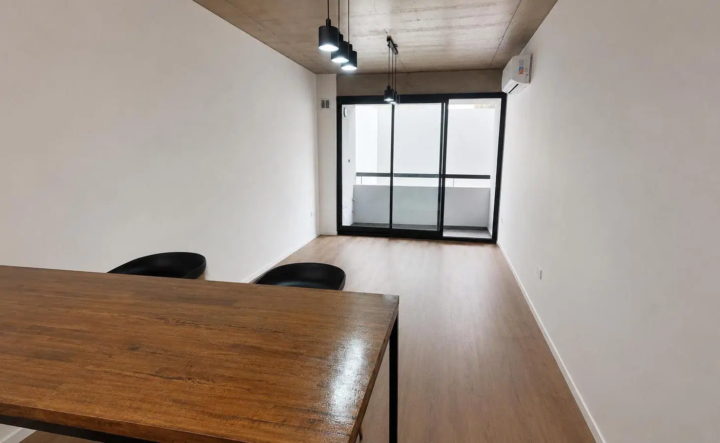 Departamento en venta con balcon y amenities 5