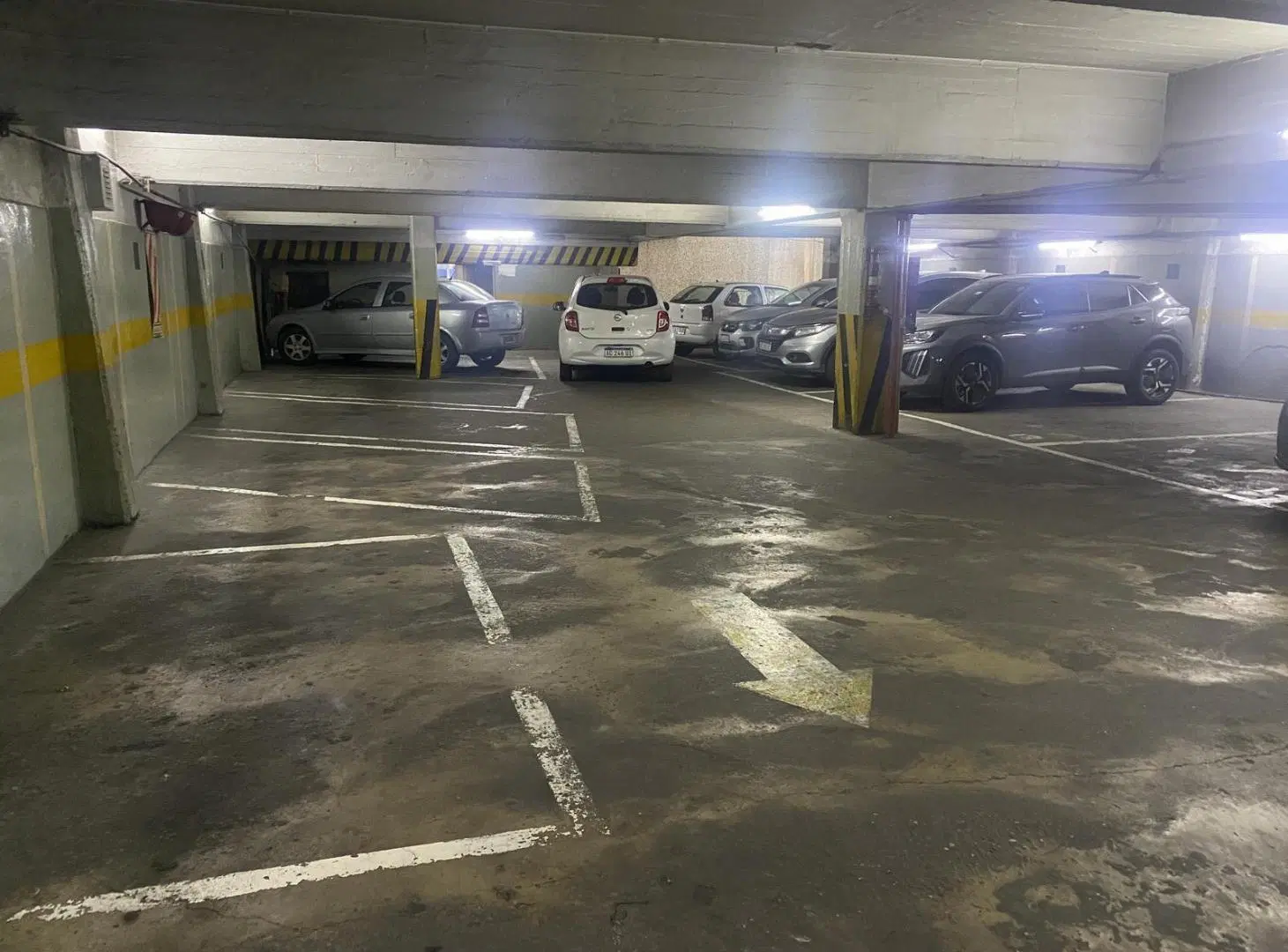Venta Garage +60 cocheras - Microcentro - Esmeralda 600 8