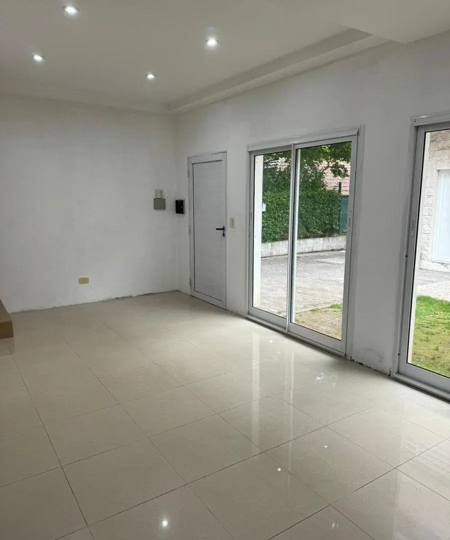 Venta | Duplex | 4 ambientes | Con Renta | Monte Grande 3