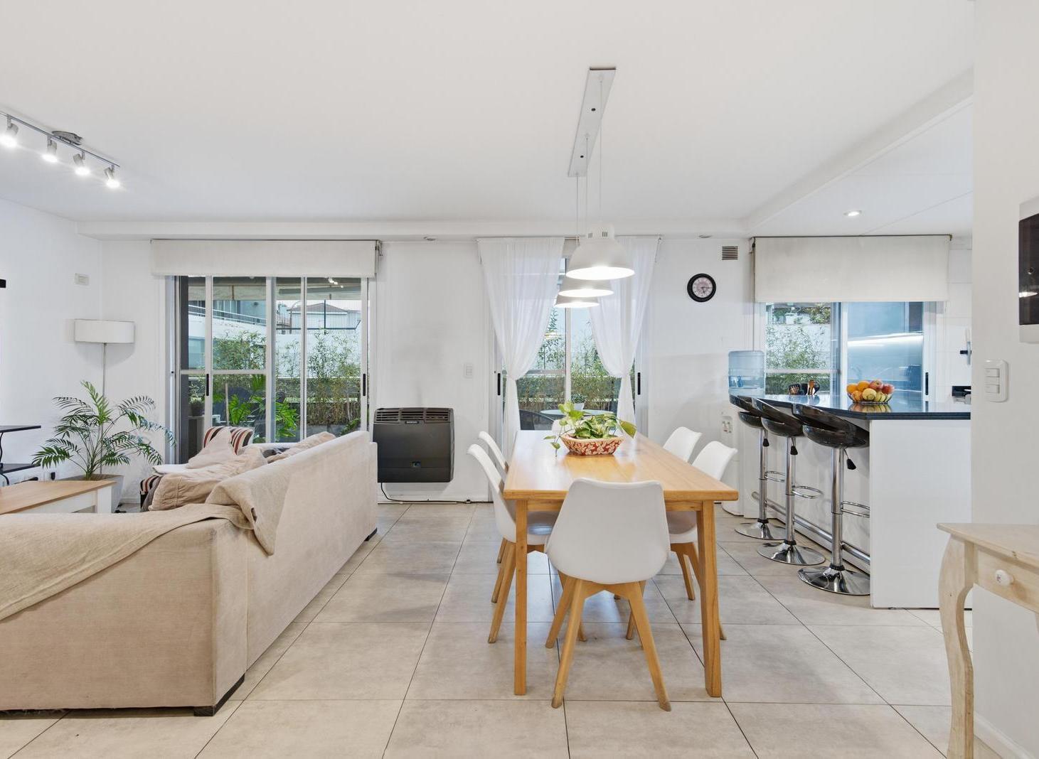 Foto de Venta Depto 4 Ambientes Premiun con 2 cocheras, Patio Privado y Balcón, imagen 2