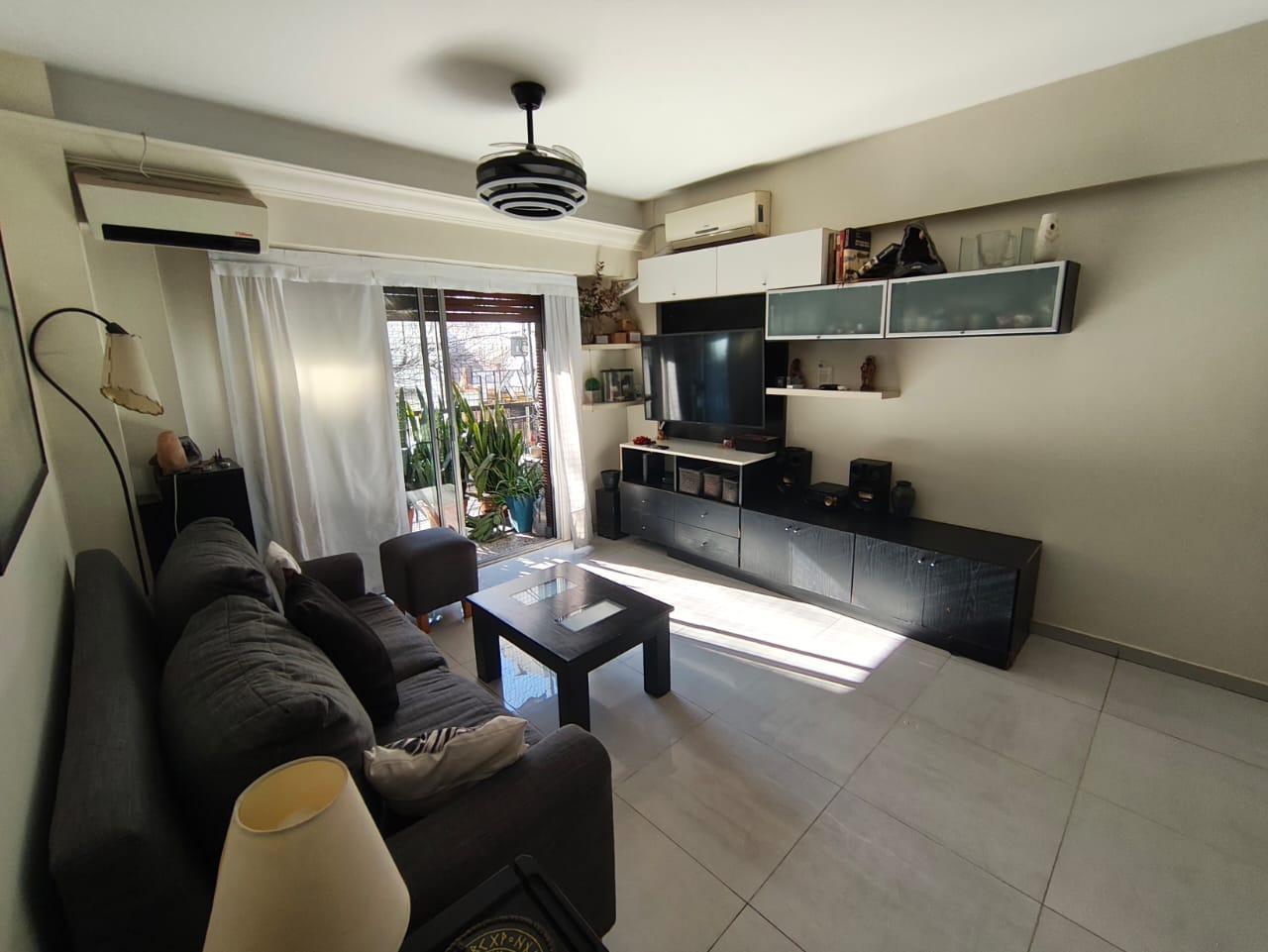 Foto de Venta-Departamento - 3 Ambientes - Dependencia - Balcon-Patio - Villa, imagen 4