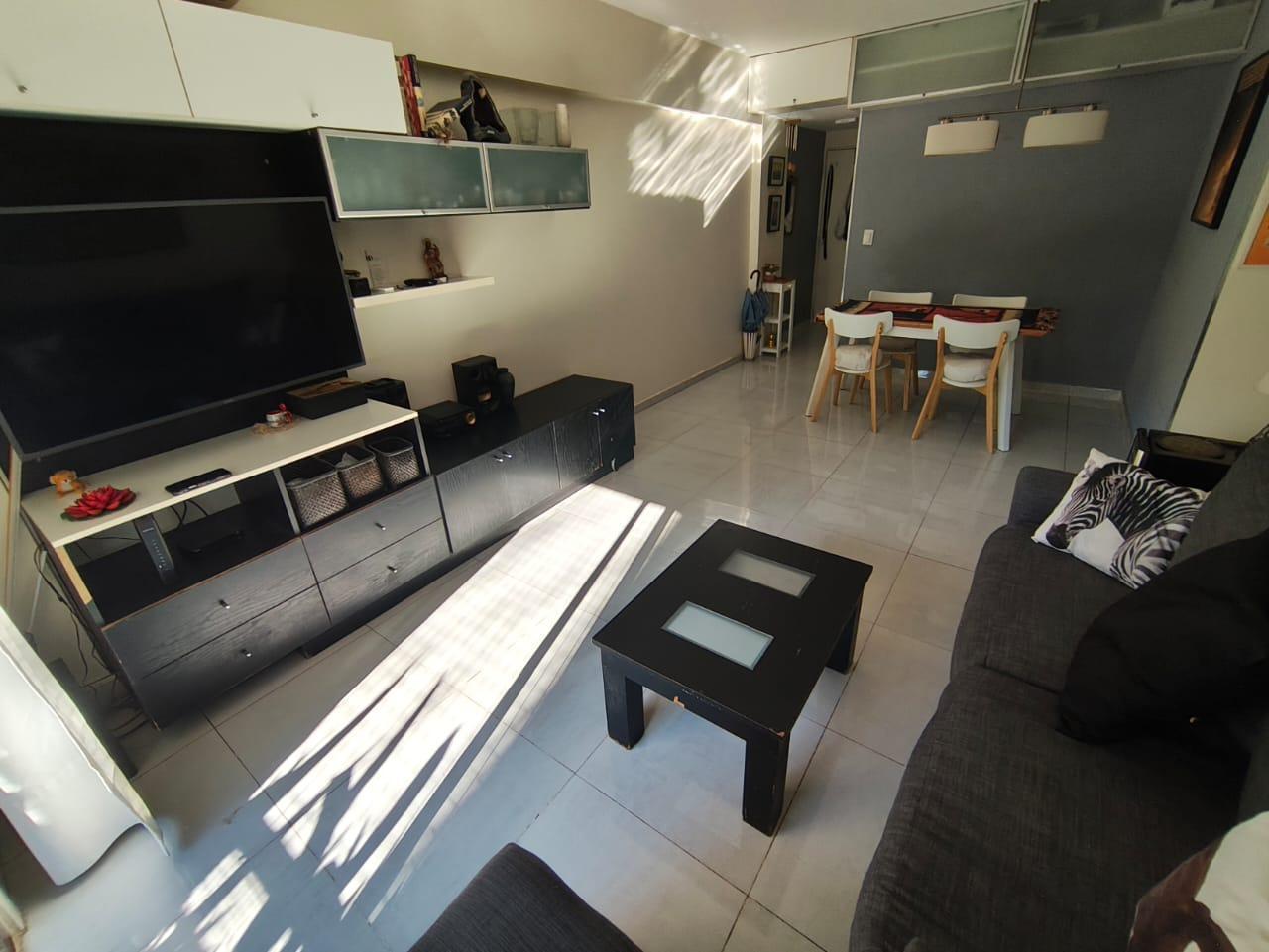 Foto de Venta-Departamento - 3 Ambientes - Dependencia - Balcon-Patio - Villa, imagen 3