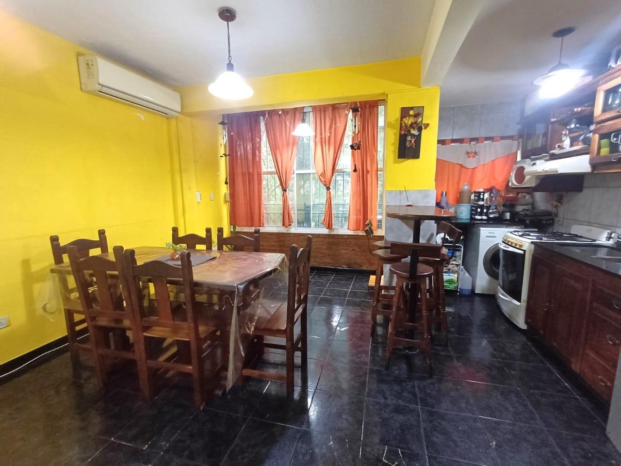 Foto de Venta Departamento de 3 ambientes con espacio guarda coches, imagen 2