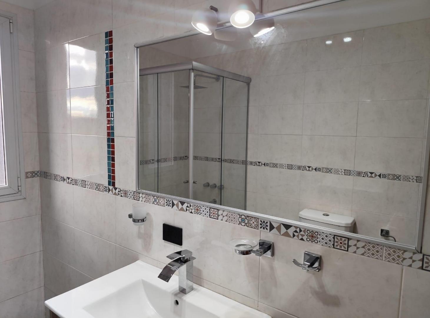 Foto de Venta casa en San Sebastian 4 amb Frente a la laguna Escobar Pilar Zona, imagen 3