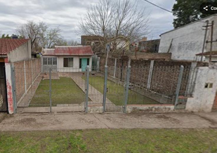 Foto de VENTA Casa con GRAN terreno en Longchamps, imagen 1