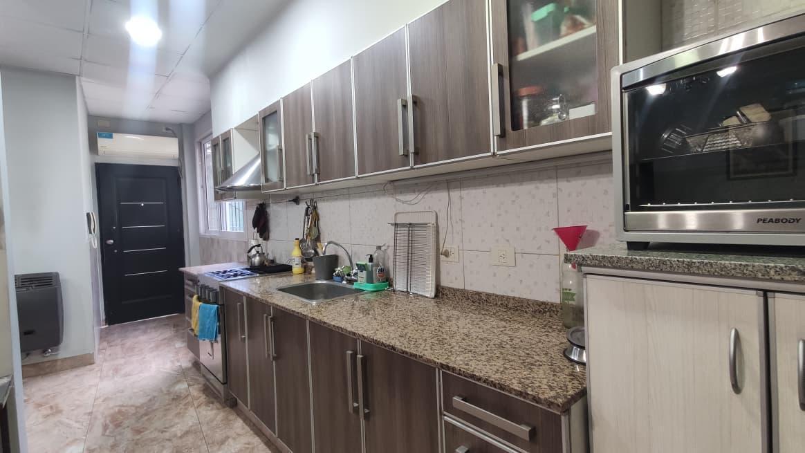 Foto de VENTA - PH - VILLA TESEI - HURLINGHAM, imagen 2