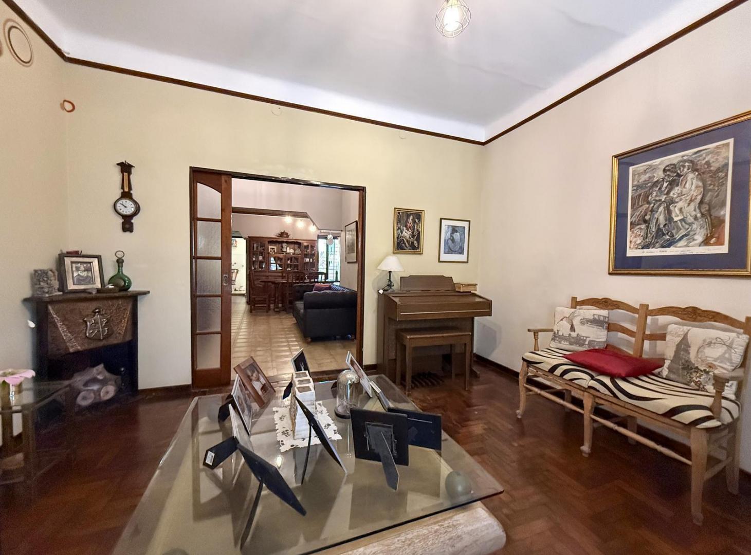 Foto de Venta Casa en Quilmes 4 ambientes Garage Patio Apto Credito, imagen 3