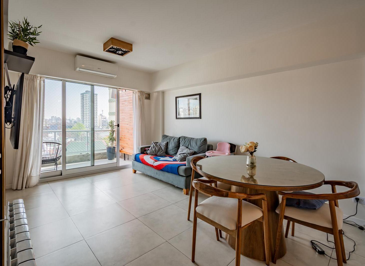 Foto de Venta - Departamento - 3 Ambientes - Balcon - Flores Norte - Permuta, imagen 3