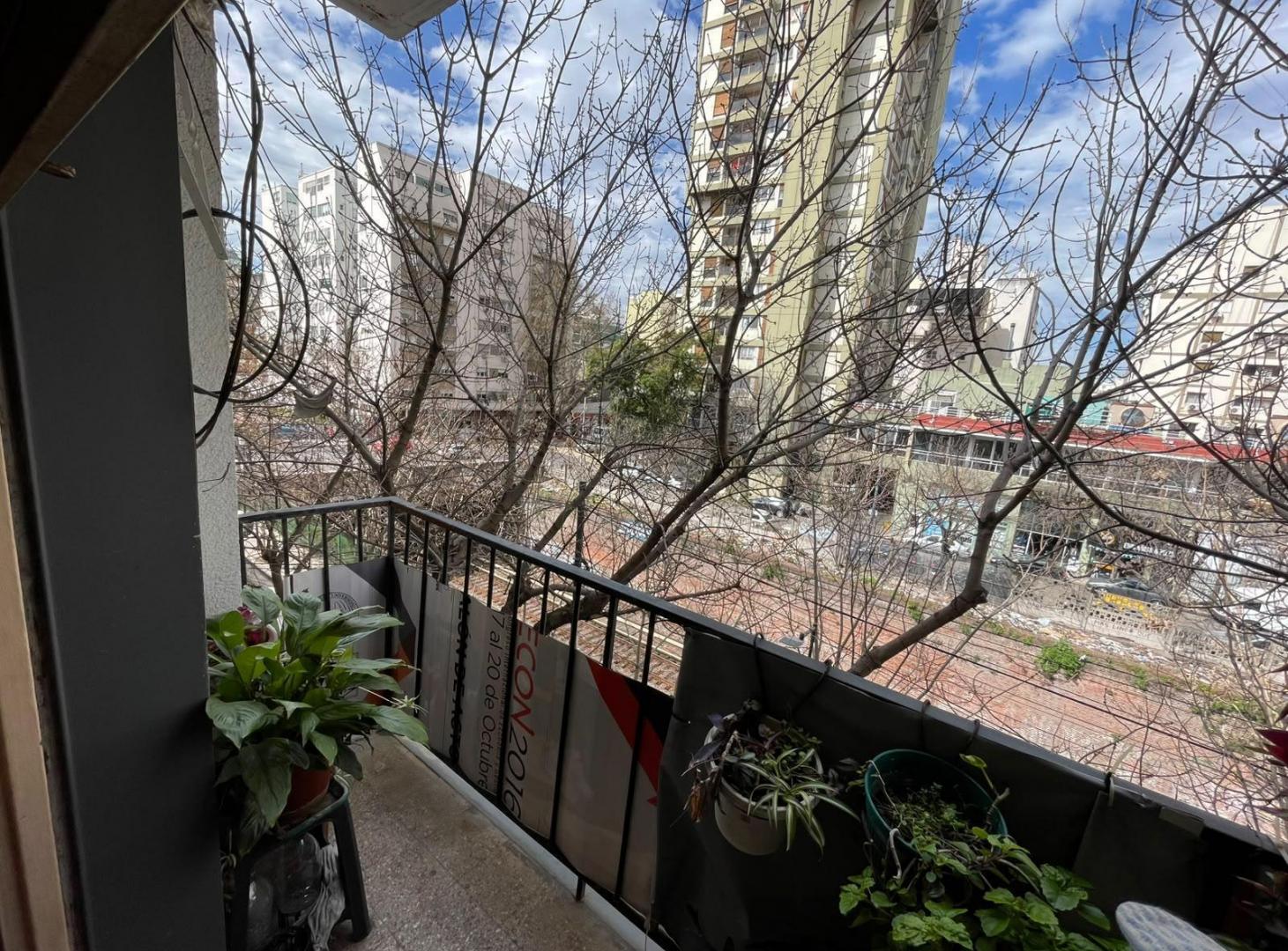 Foto de Venta Departamento 4 ambientes con Balcon al Frente en Caballito, imagen 3
