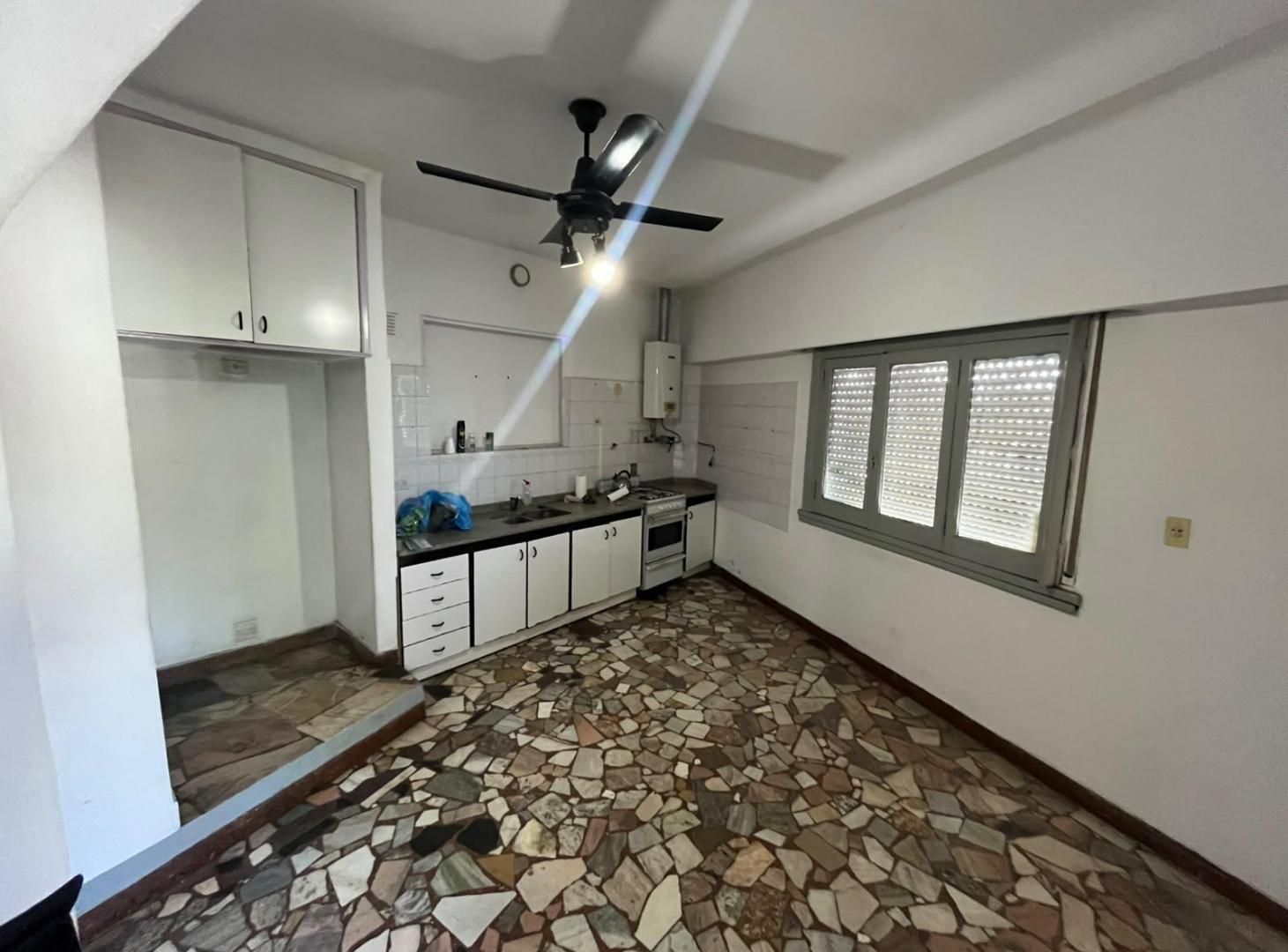 Foto de Venta- Ph- Departamento- 3 ambientes- terraza propia- Balcón- Permuta, imagen 2