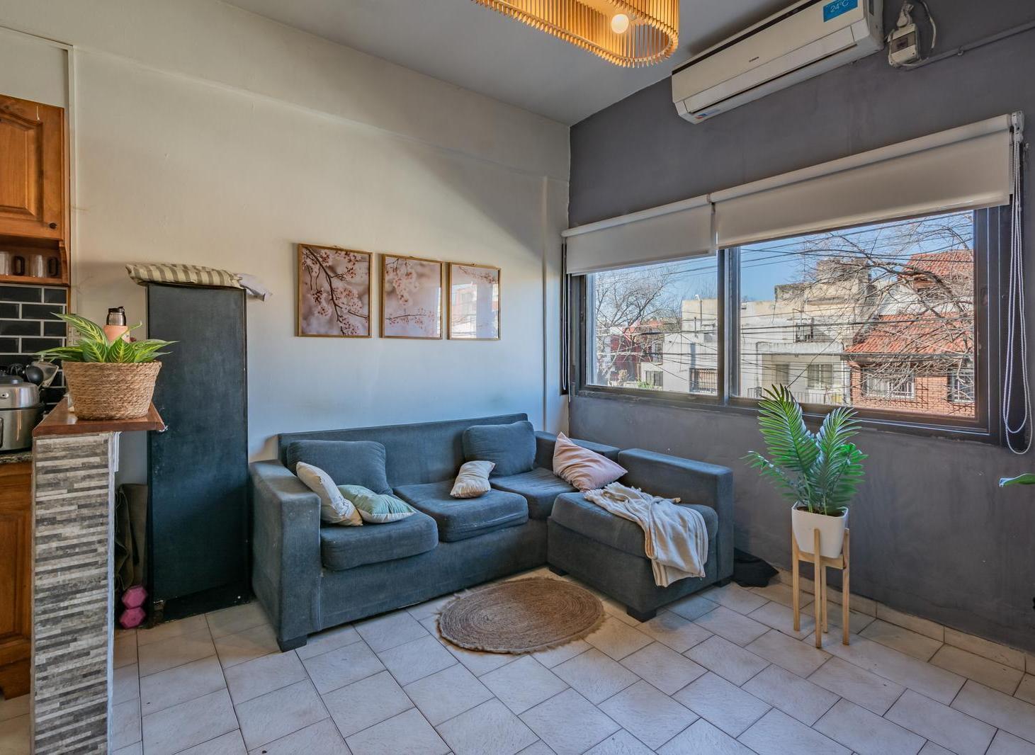 Foto de Venta - PH - 3 Ambientes - Terraza - Luminoso - Liniers - Apto Credito, imagen 2