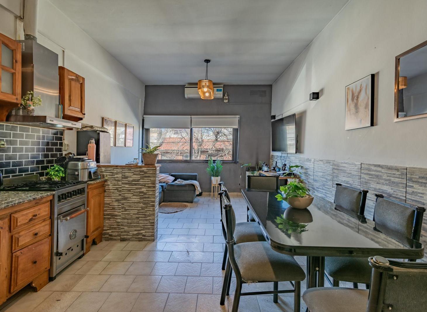 Foto de Venta - PH - 3 Ambientes - Terraza - Luminoso - Liniers - Apto Credito, imagen 1