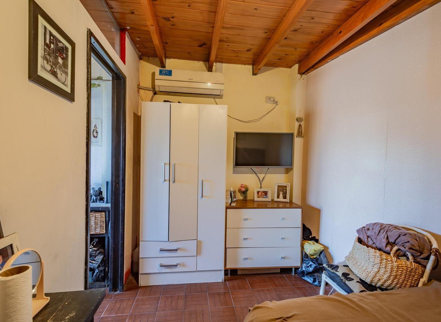 Foto de Venta - PH - 3 Ambientes - Terraza - Luminoso - Liniers - Apto Credito, imagen 5