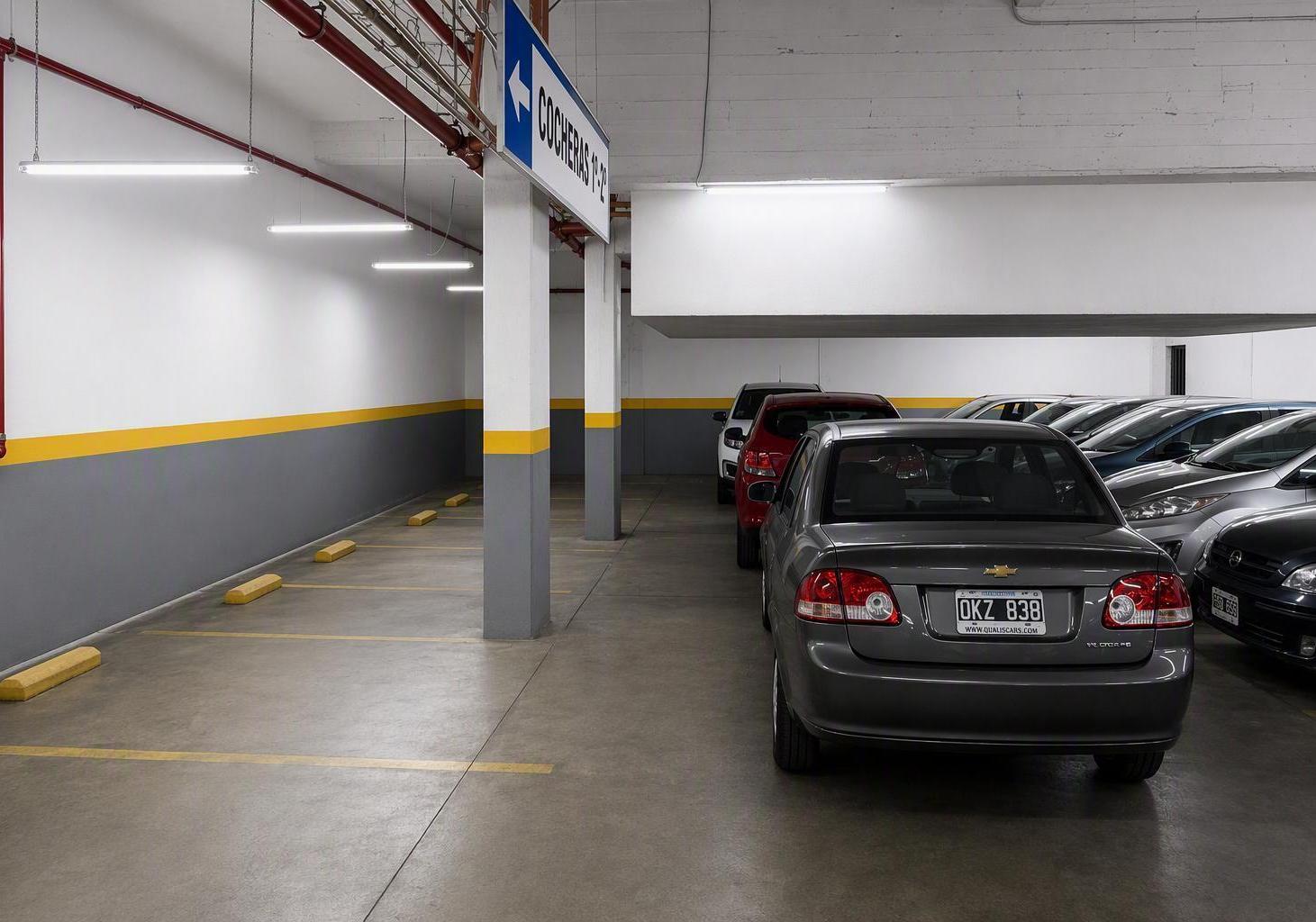 Foto de Venta Garage y local comercial a la calle - Almagro - Sarmiento 4100, imagen 4