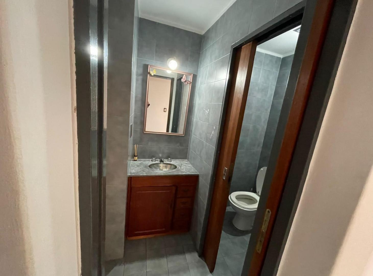 Foto de Alquiler Casa 4 ambientes con dependencia , Patio y Cochera, imagen 5