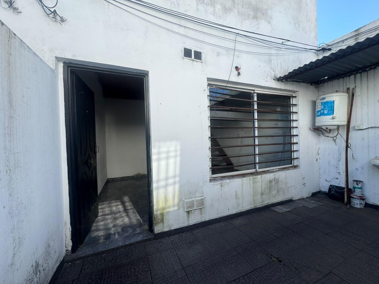 Foto de VENTA - TRES AMBIENTES - MORON, imagen 4