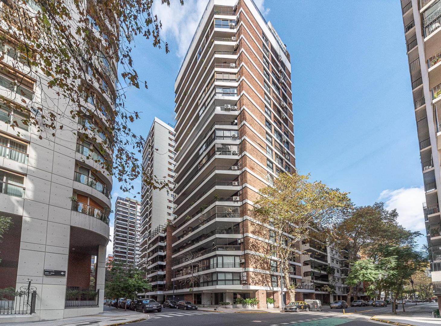 Foto de Venta departamento 5 ambientes en Barrancas de Belgrano con pileta, imagen 1