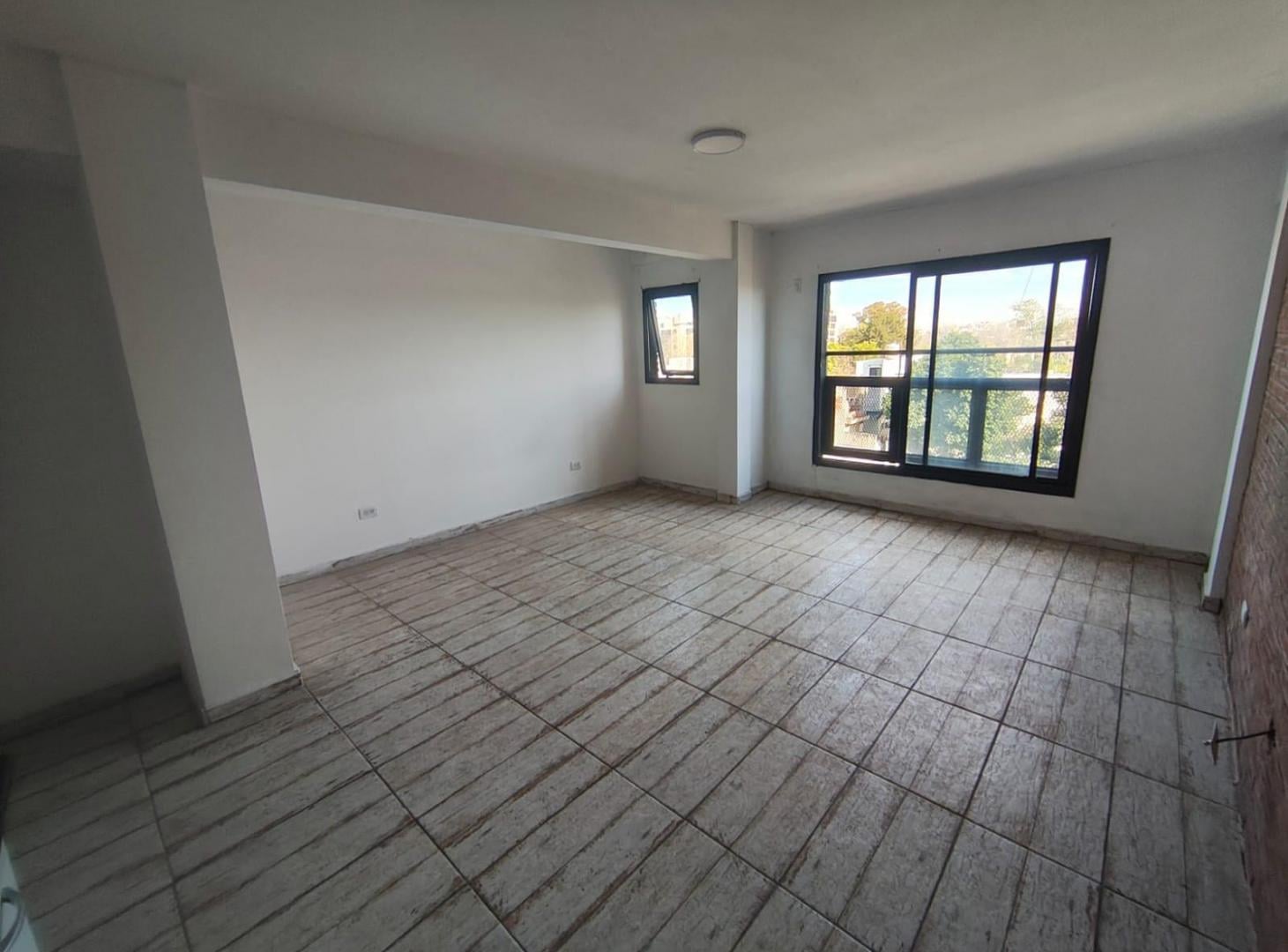 Foto de Venta - Departamento - 1 Ambiente - Monoambiente - Moron - Permuta, imagen 1
