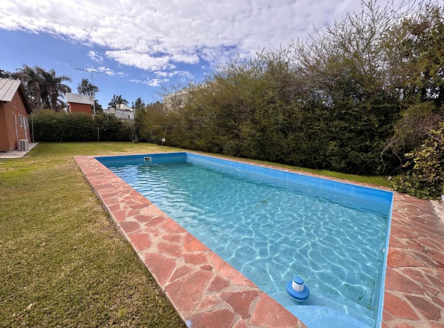 Foto de VENTA DE CASA MULTIFAMILIAR CON PILETA EN BARRIO MONTECARLO DEL VISO, imagen 5