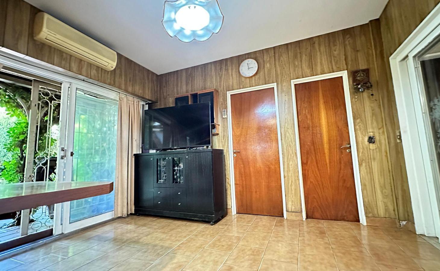Foto de Venta/Casa/Lote Propio/Jardín/AptoCredito/5Amb/MonteCastro/Permuta, imagen 5