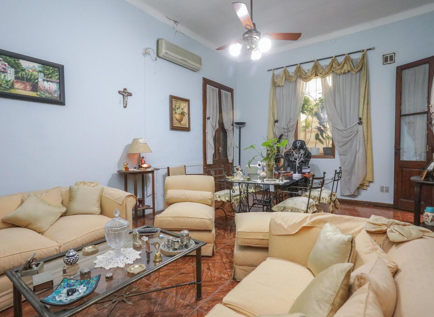 Foto de Venta PH en Colegiales con Cochera Patio y Terraza propia, imagen 1