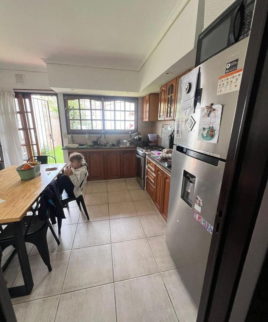 Foto de VENTA CASA TRIPLEX PH 5 AMBIENTES EN VENTA EN CARAPACHAY, imagen 1