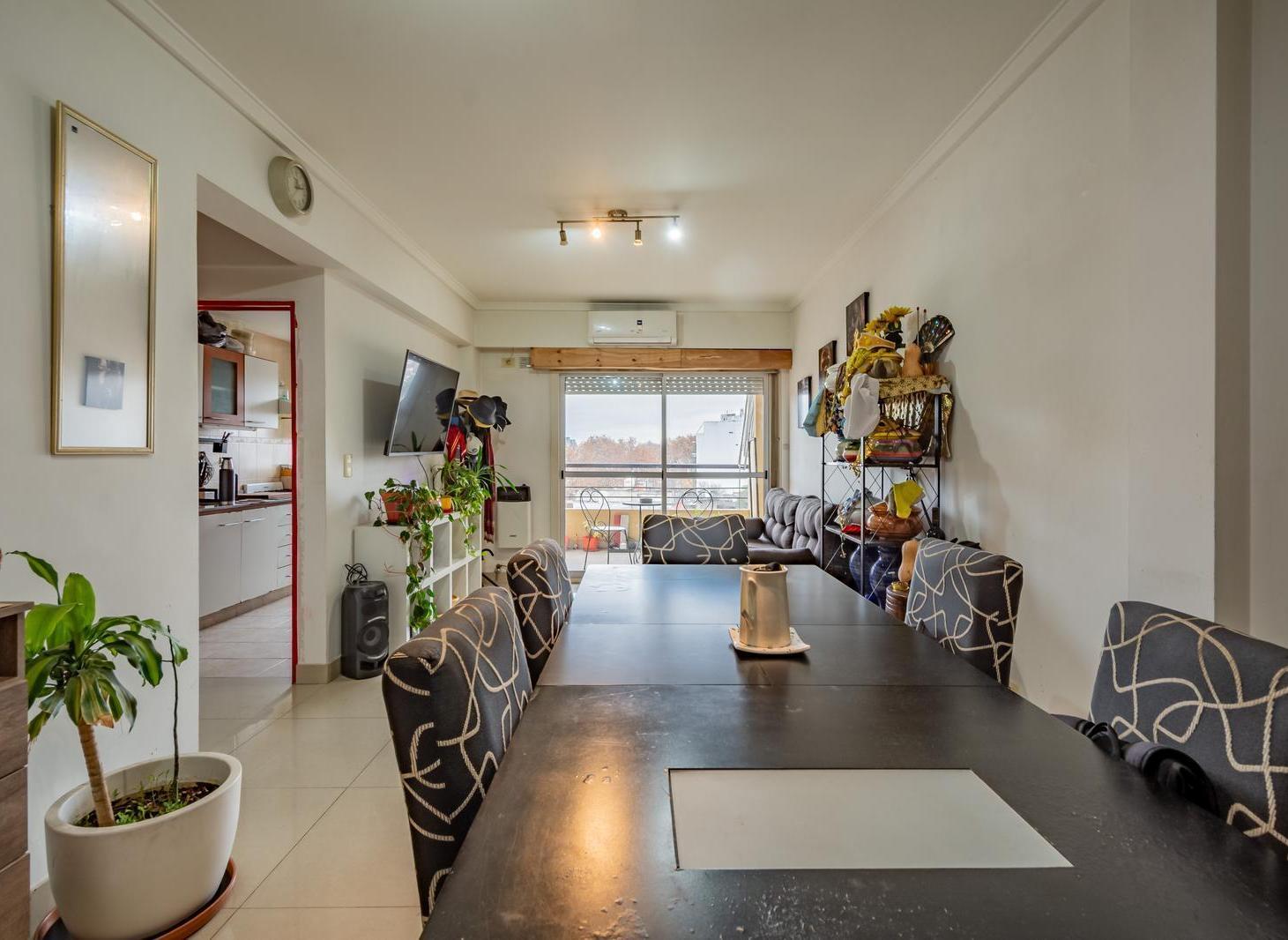 Foto de Venta - Departamento - 2 Ambientes - Cochera - Parque Avellaneda, imagen 1