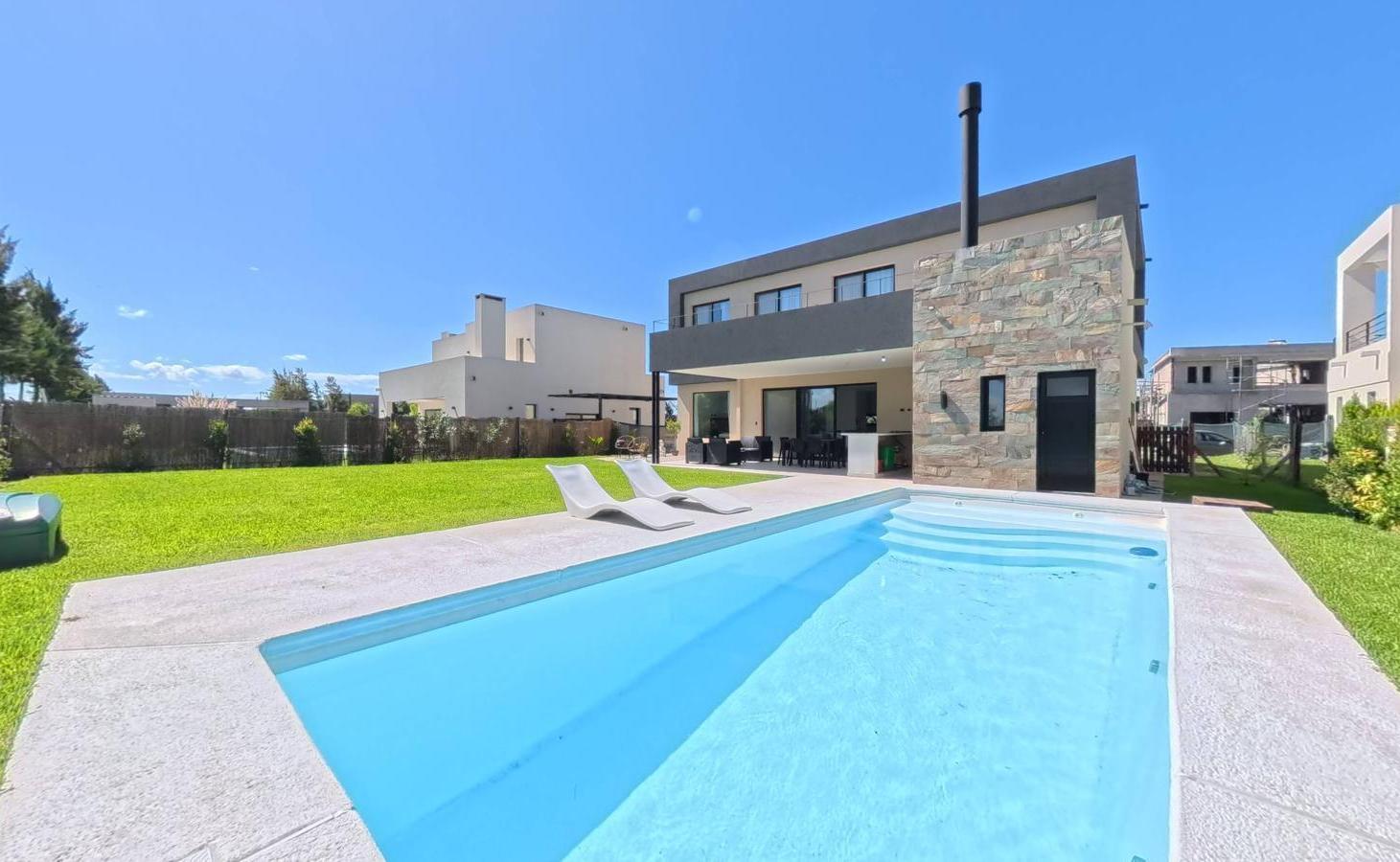 Foto de Venta casa c/ amarra - Barrio Náutico El Canal - Villanueva, imagen 1