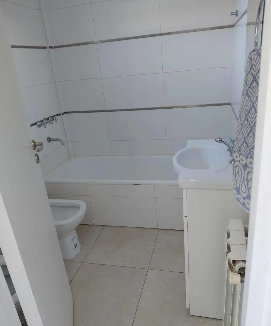 ALQUILER 24 MESES DEPARTAMENTO 2 AMBIENTES SEMINUEVO CON COCHERA CUBIERTA 5
