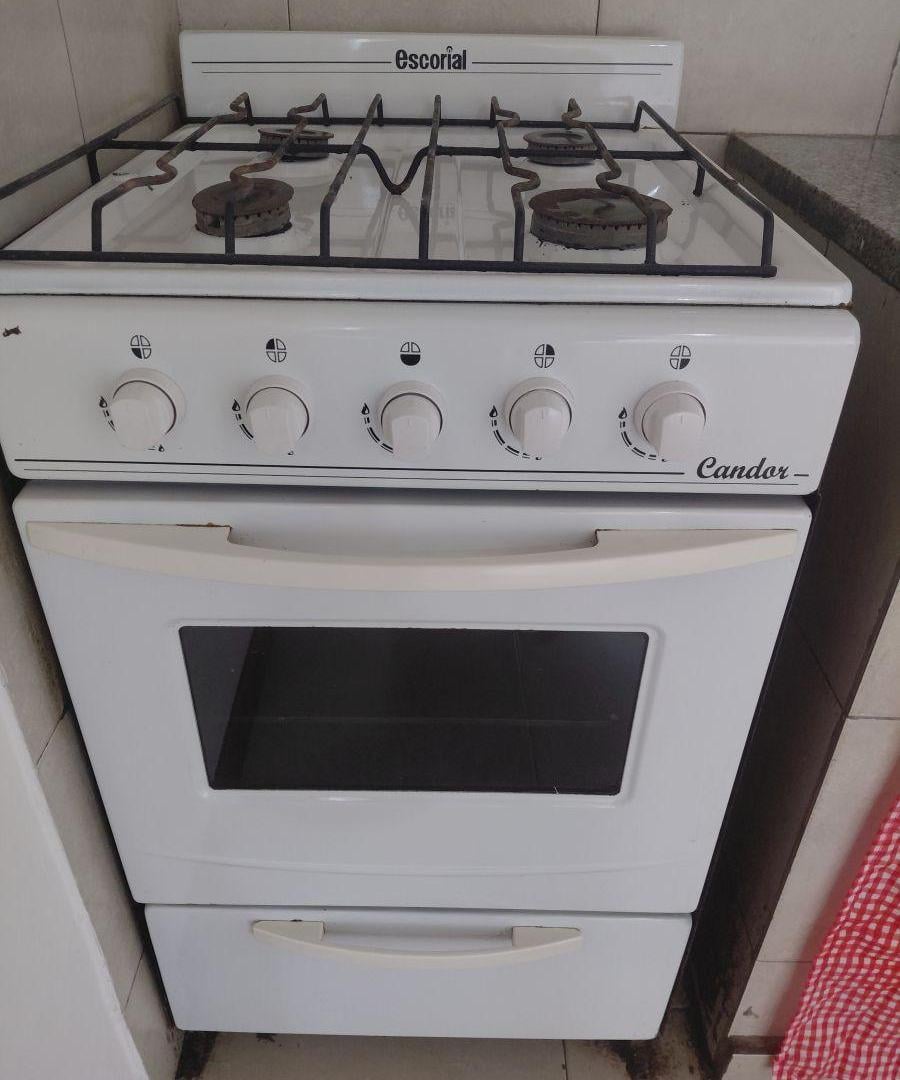 Foto de PH EN PRIMER PISO EN ALQUILER 24 MESES MONOAMBIENTE P/PERSONA SOLA, imagen 2