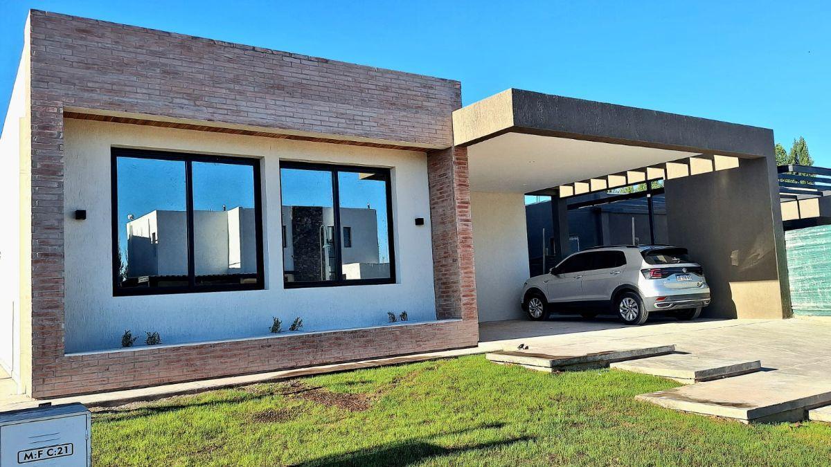 Casa de diseño en Pueblo Malbec