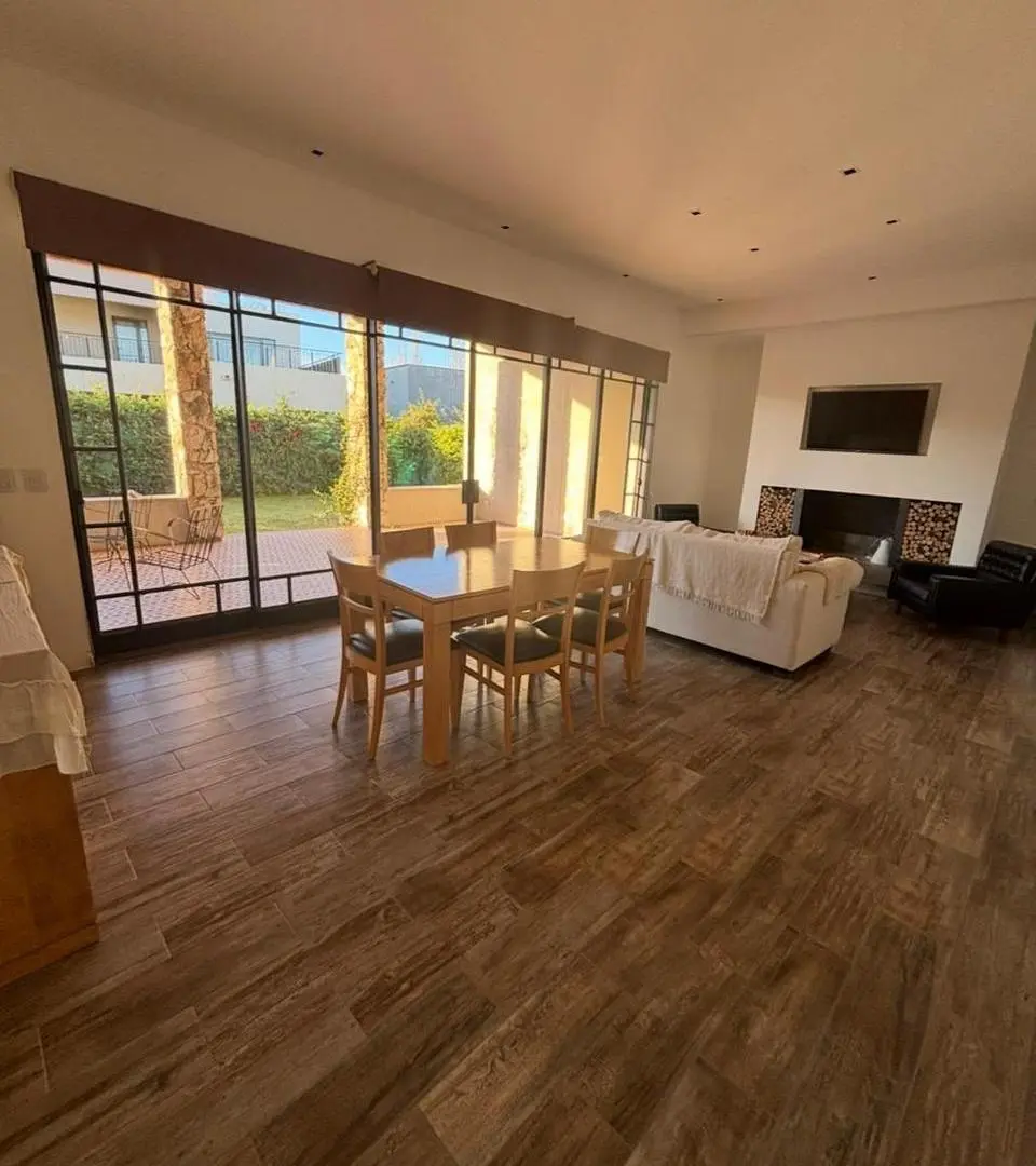 Casa en Russell 2