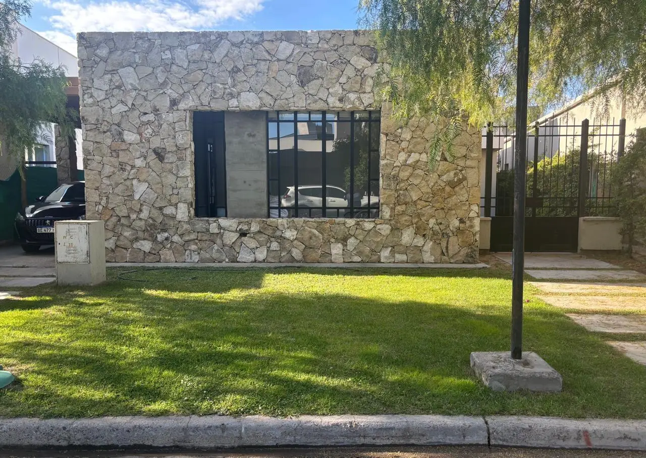 Casa en Russell 1