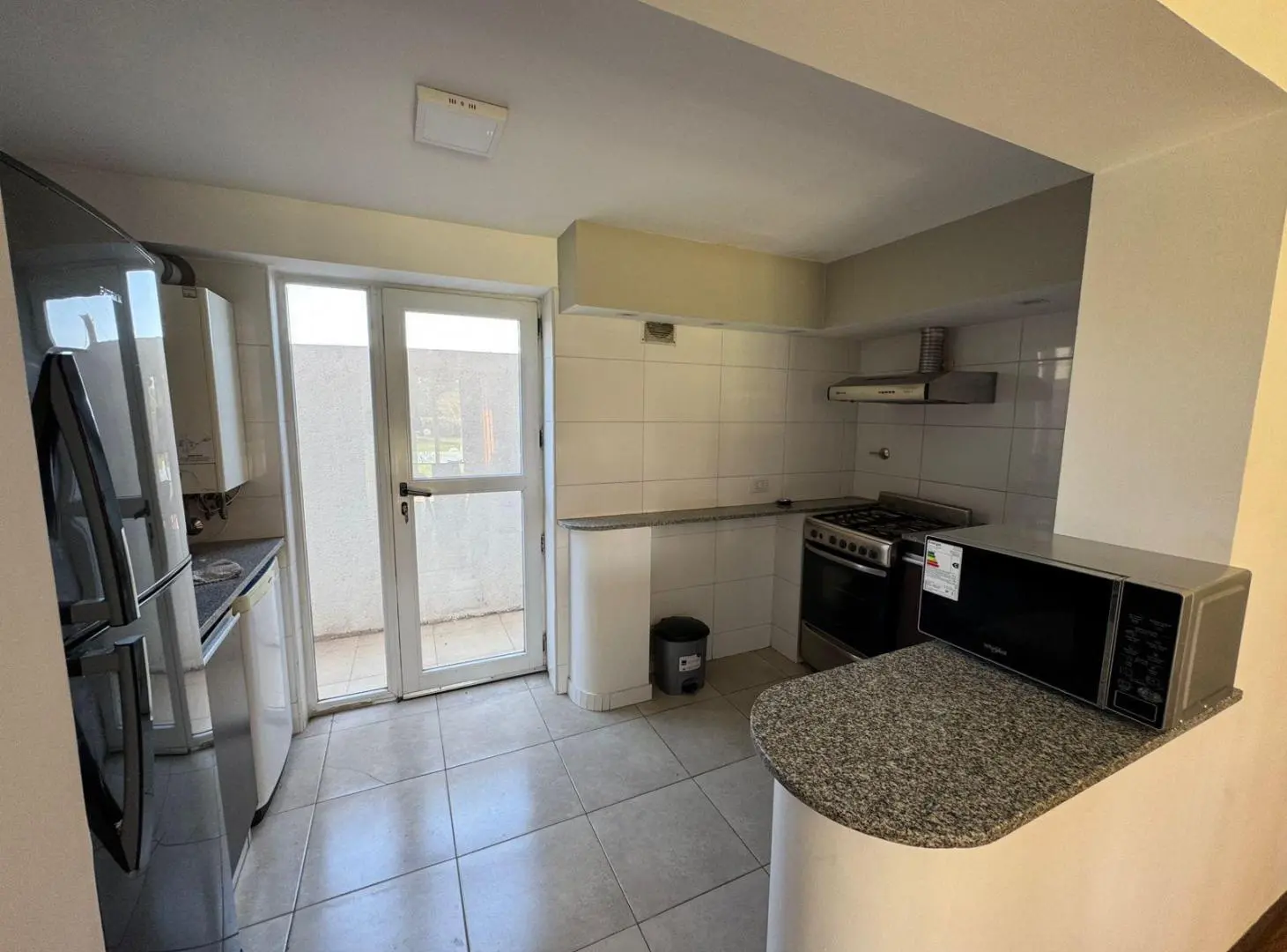 Departamento Frente a Club de Campo 5