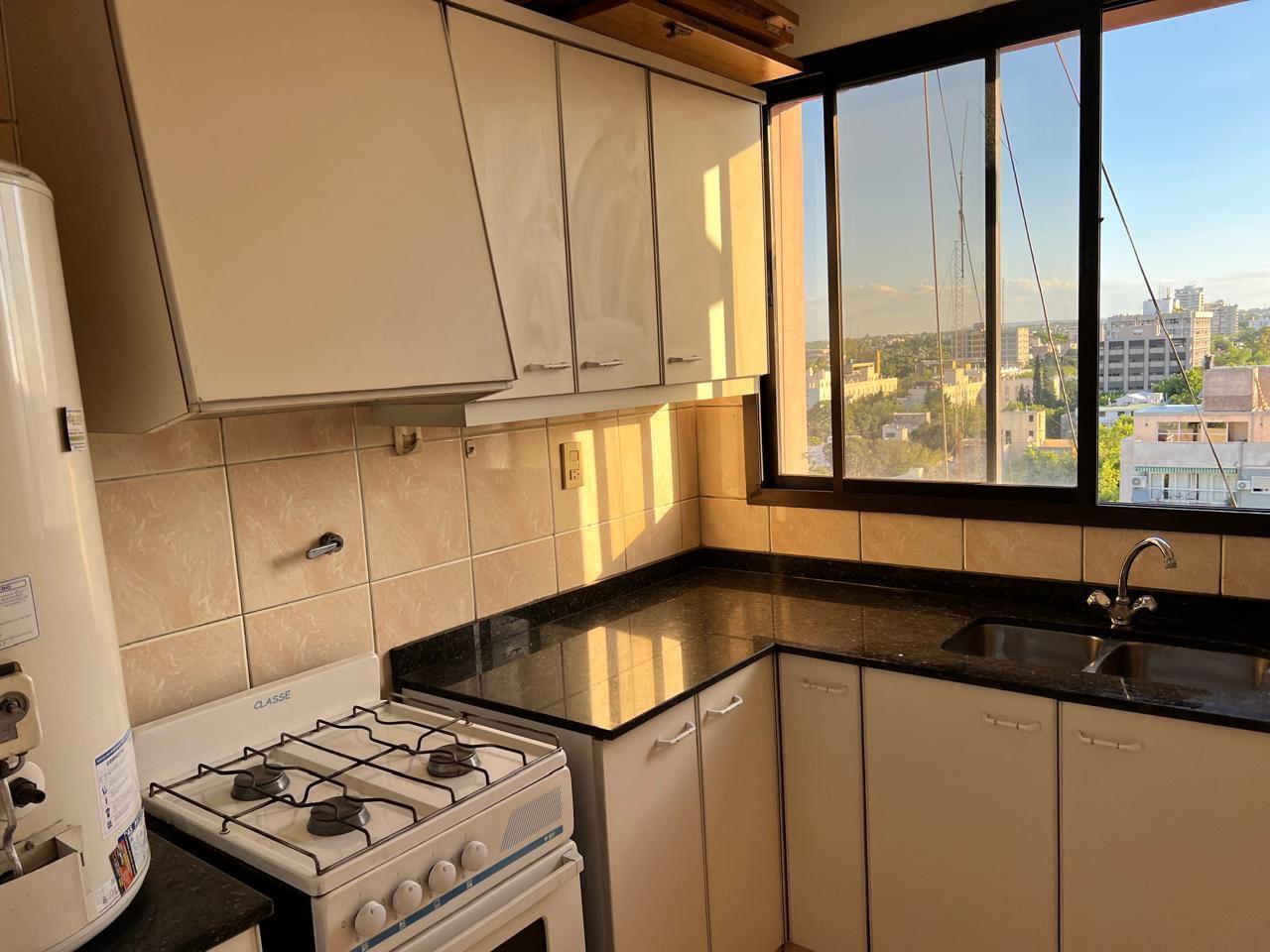 Foto de Departamento en Ciudad de Mendoza edificio Presidente calle España, imagen 2